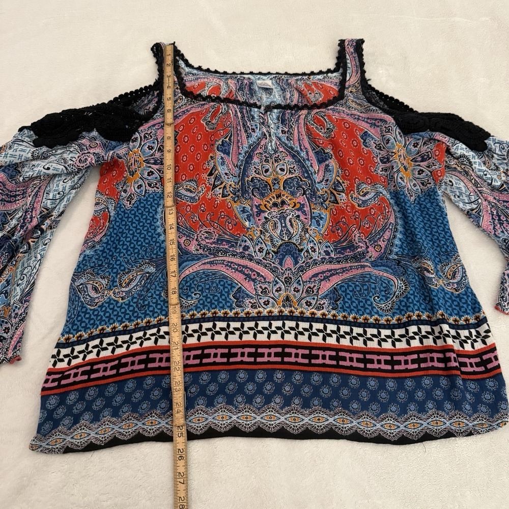 Bila Cold Shoulder Boho Top PXL– Multicolor Paisley Print, Crochet Trim Petite - Picture 9 of 12